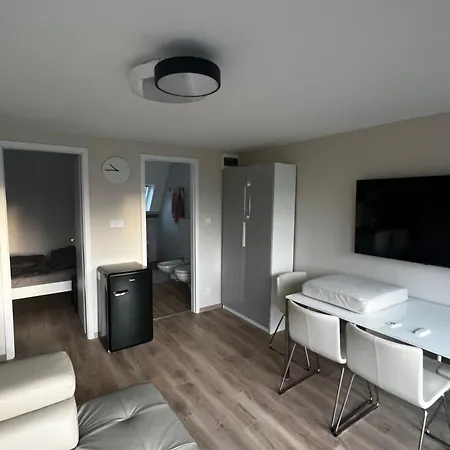 Pool & Chill Balaton * Балатонвилагош