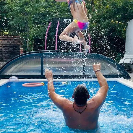 Pool & Chill Balaton Апартаменты