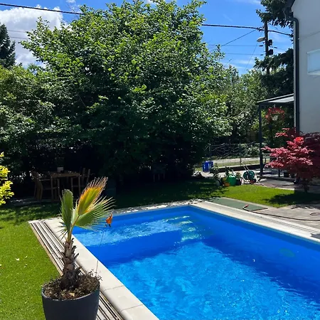 Pool & Chill Balaton Апартаменты
