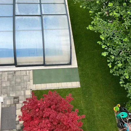 Pool & Chill Balaton Apartmán *